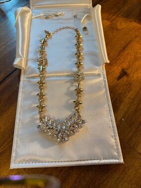 Cabi gold and rhinestone necklace
